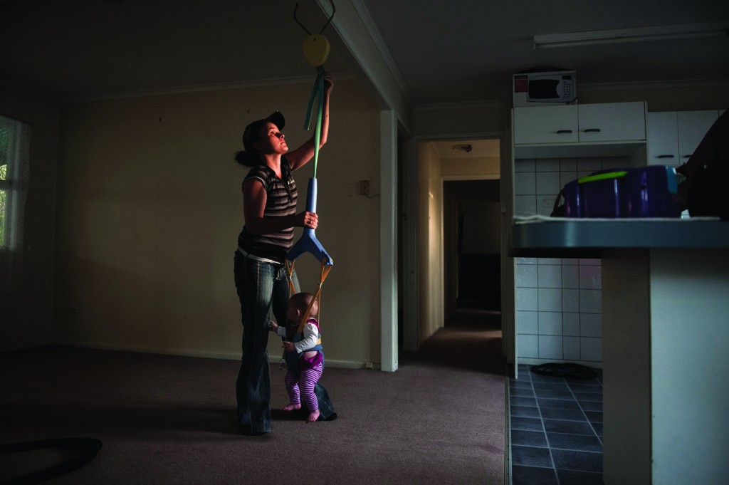 AUSTRALIA . Gold Coast - 2011 - Raphaela Rosella / Obscura Photos